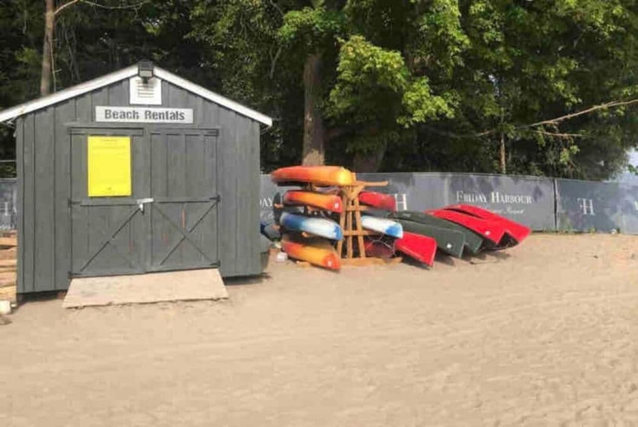 Stunning Stayz At Friday Harbour Beach Marina Resort Lake Simcoe Innisfil Zewnętrze zdjęcie